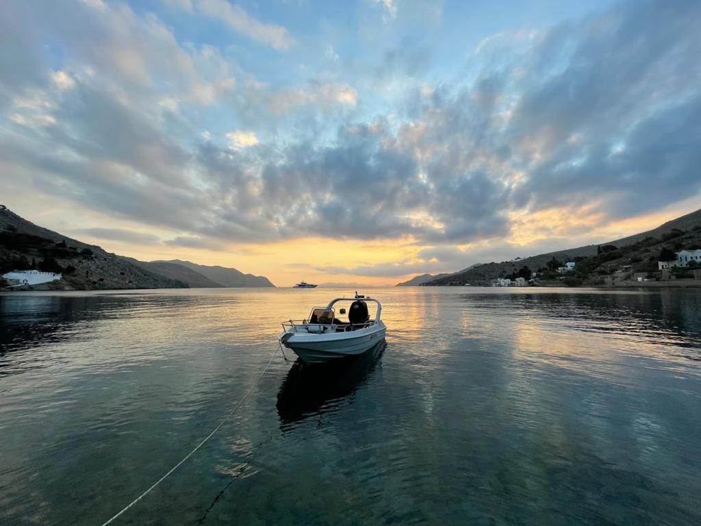 Symi . Villa Calme Simi Exterior foto